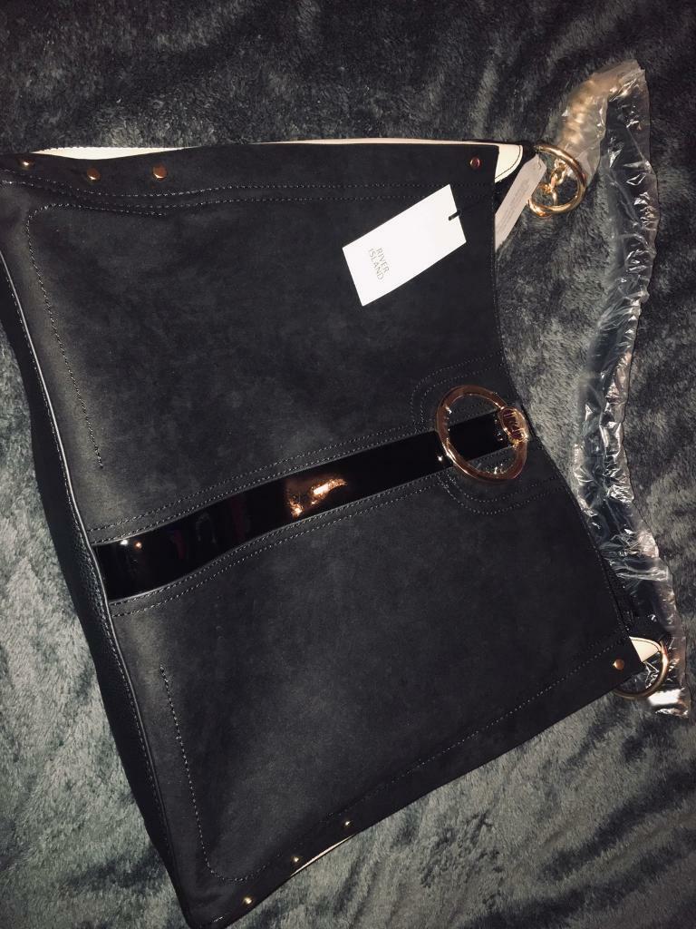 river island black chain slouch bag